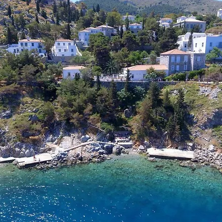 Douskos Beach House * Идра
